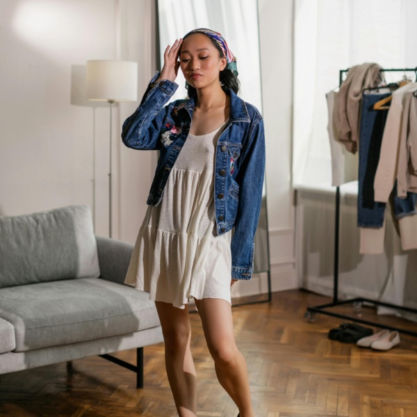 Vestito Bianco Senza Maniche – Fresco, Leggero e Femminile