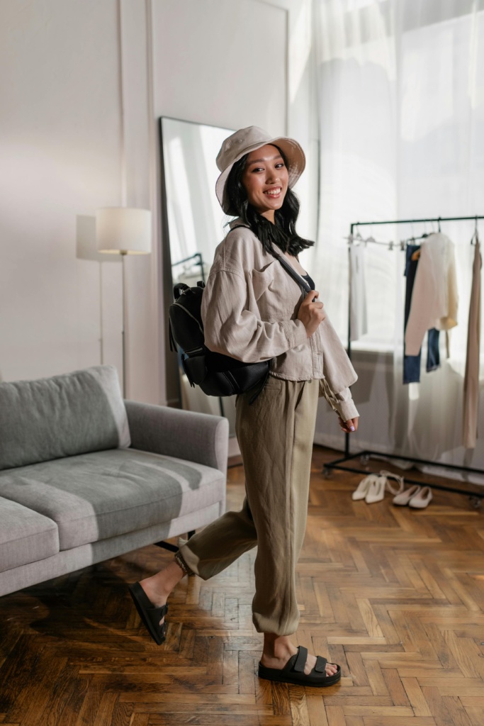 Camicia Beige Leggera a Maniche Lunghe – Stile Casual Minimal